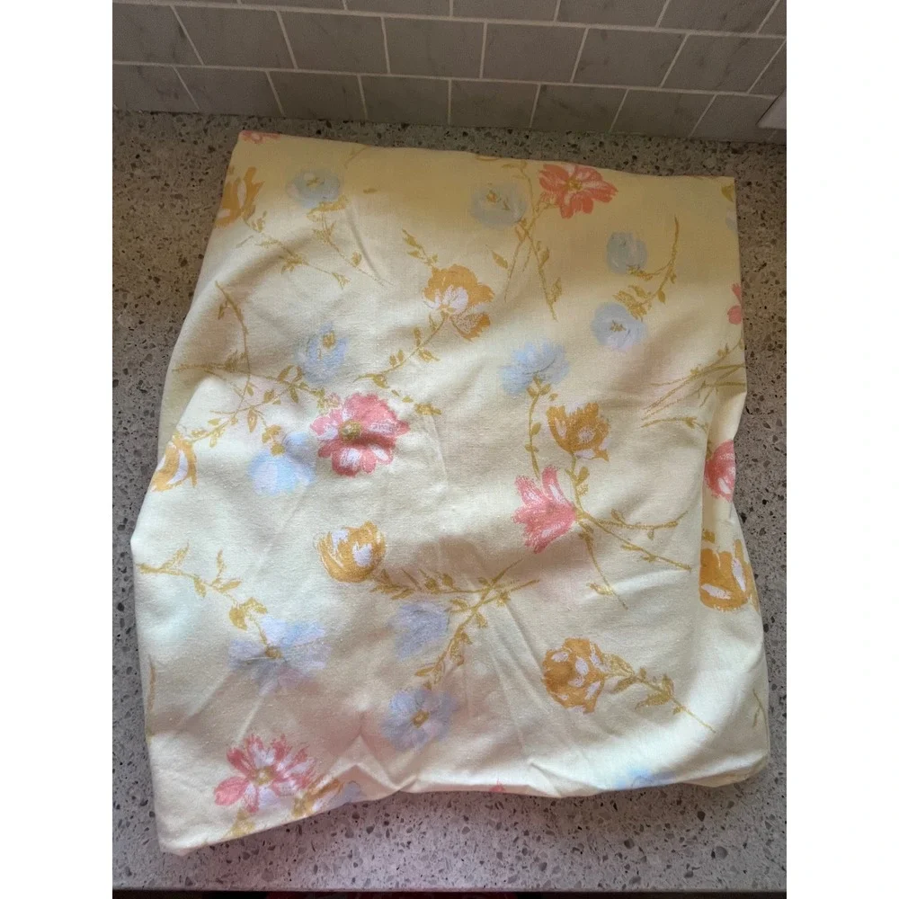 Vintage Dan River Full Floral Fitted Sheet Yellow Pink Blue Muslin USA Made